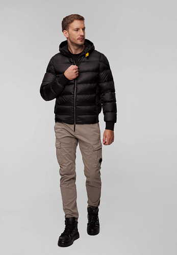 Мужская куртка PARAJUMPERS черная